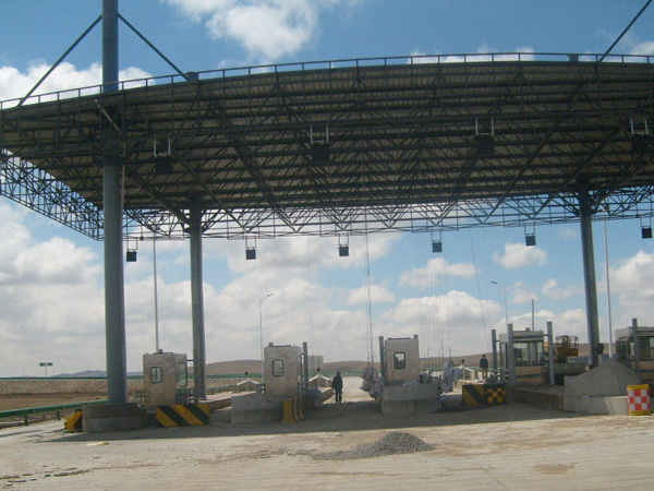 廣州紅群收費站網(wǎng)架工程